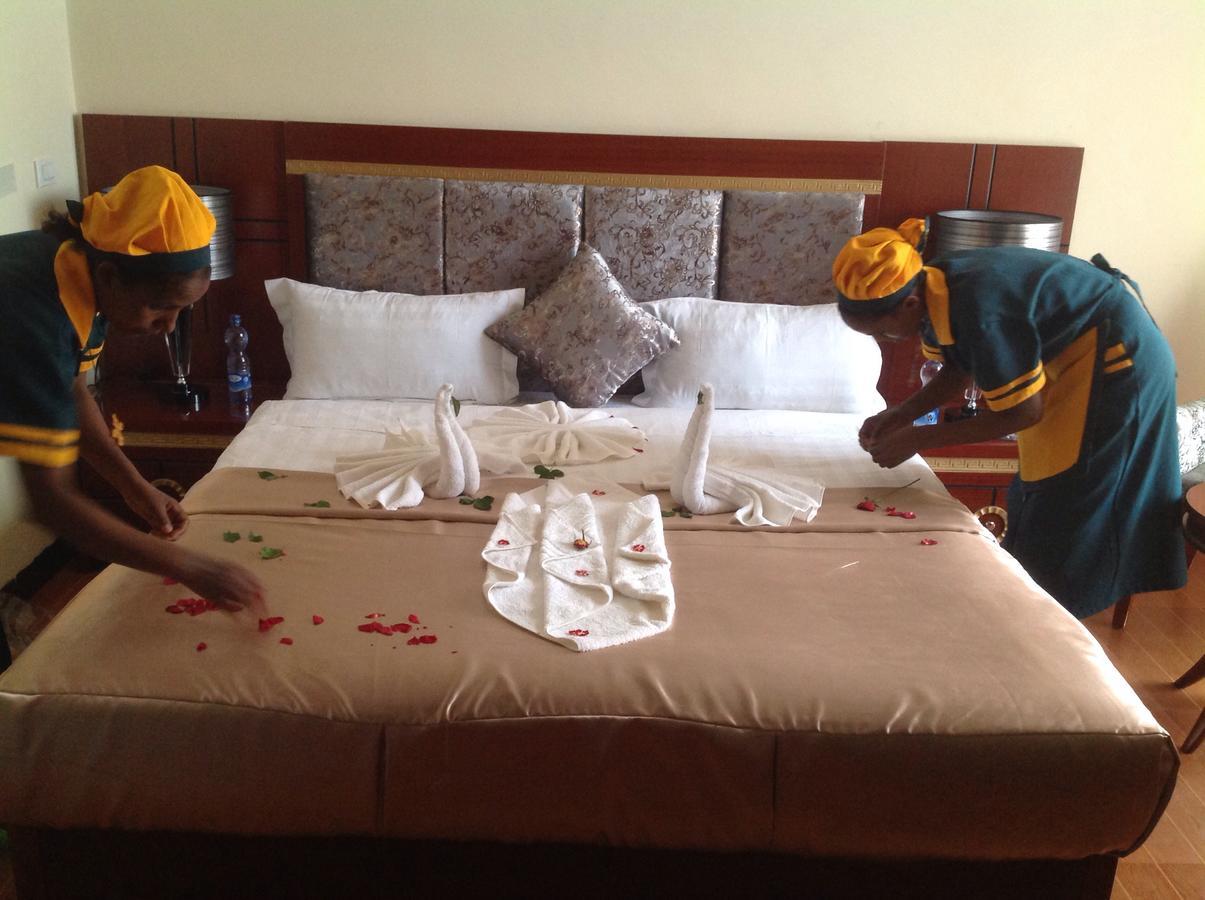 Palm Palace Hotel Bahir Dar Exterior photo