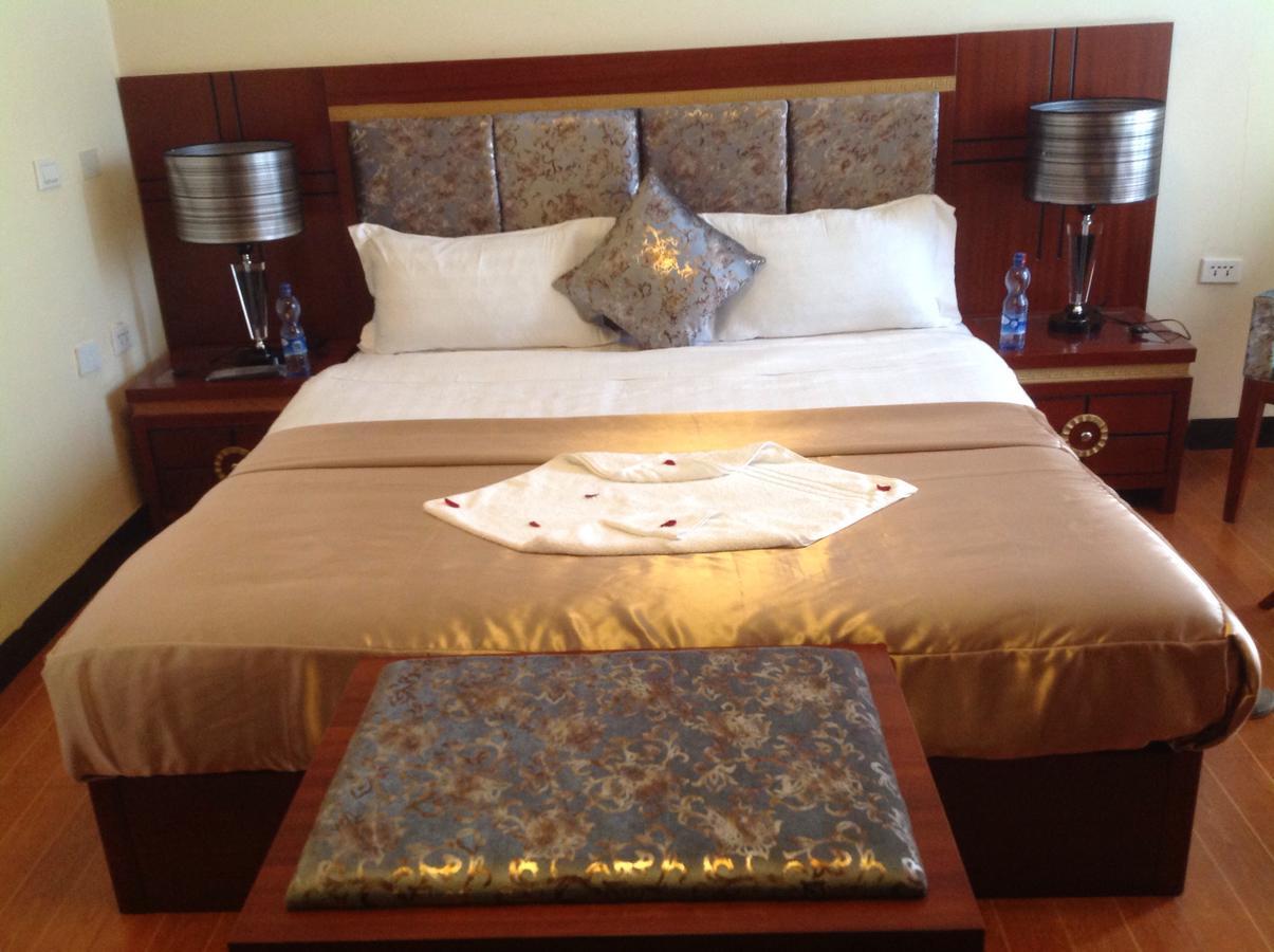 Palm Palace Hotel Bahir Dar Exterior photo
