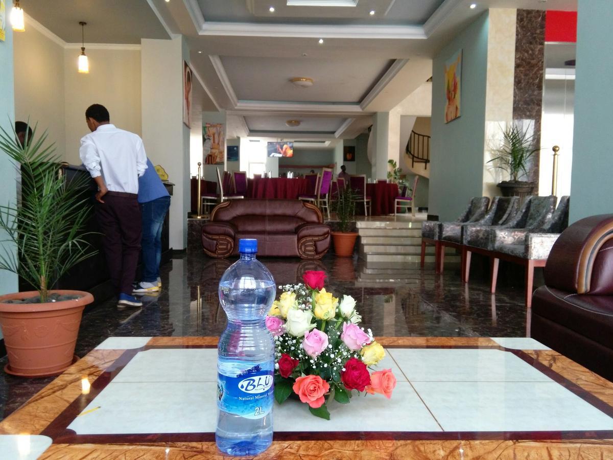 Palm Palace Hotel Bahir Dar Exterior photo