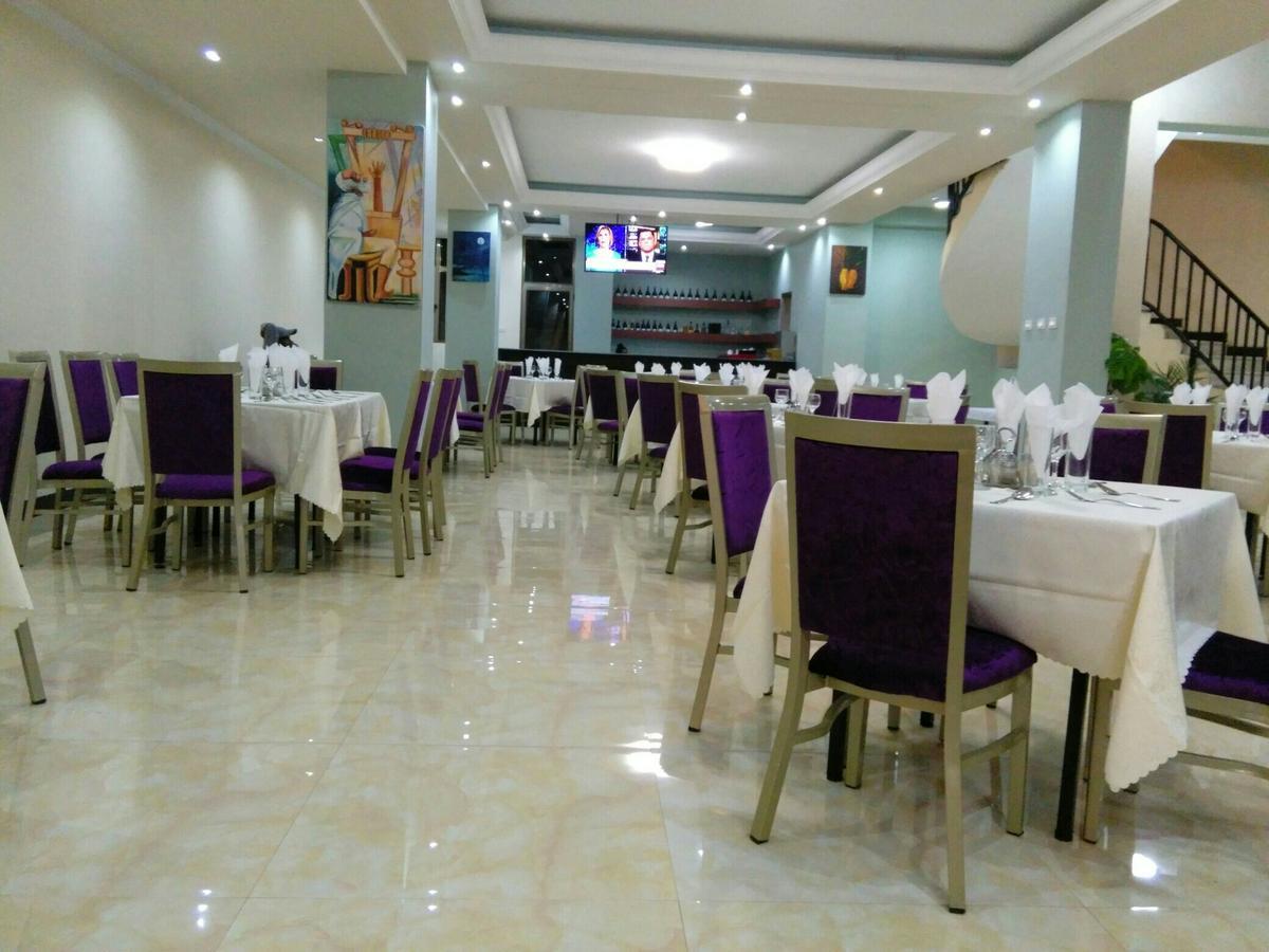 Palm Palace Hotel Bahir Dar Exterior photo